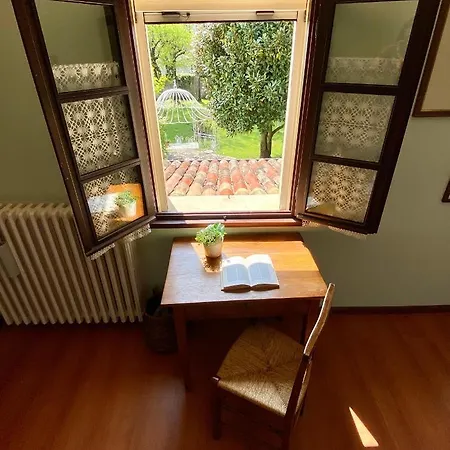 Fiori Di Maggio Bed & Breakfast Muscletto