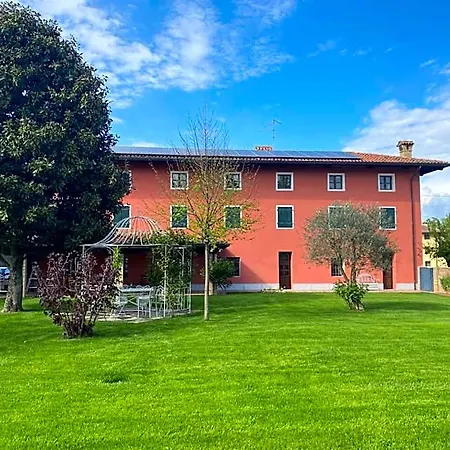 Fiori Di Maggio Bed and breakfast Muscletto