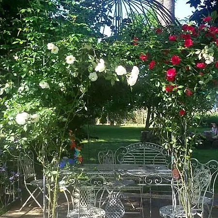 Bed and Breakfast Fiori Di Maggio Muscletto