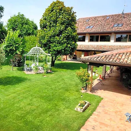 Bed and breakfast Fiori Di Maggio Muscletto