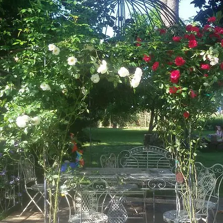 Bed & Breakfast Fiori Di Maggio 3*