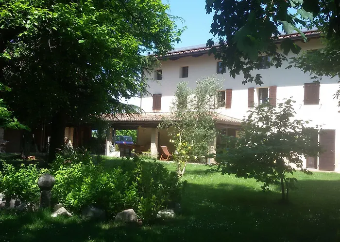 Panzió Fiori Di Maggio